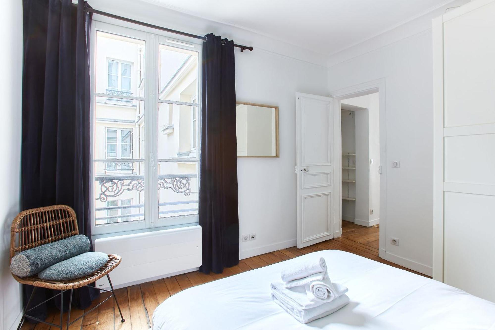 Montmartre & Rue Durantin - 1Br - Cityapartmentstay Parigi Esterno foto