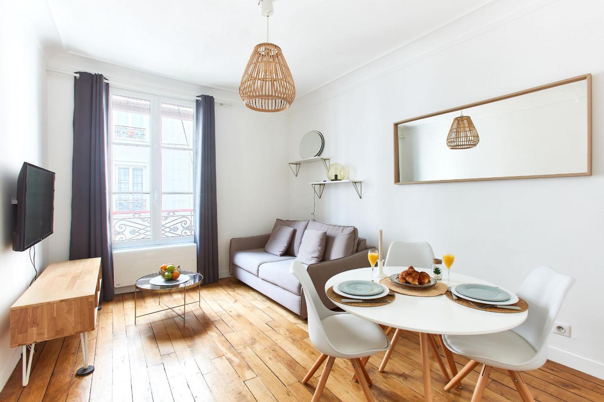Montmartre & Rue Durantin - 1Br - Cityapartmentstay Parigi Esterno foto