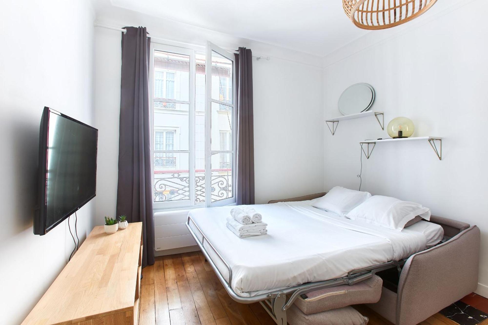 Montmartre & Rue Durantin - 1Br - Cityapartmentstay Parigi Esterno foto